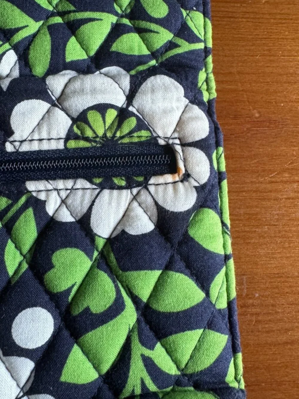 Vera Bradley Lucky You Trifold Magnetic Closure Wallet Green Navy Print Floral